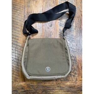 Crumpler Messenger Bag Khaki Green Black Strap Everyday Carry Dadcore Computer